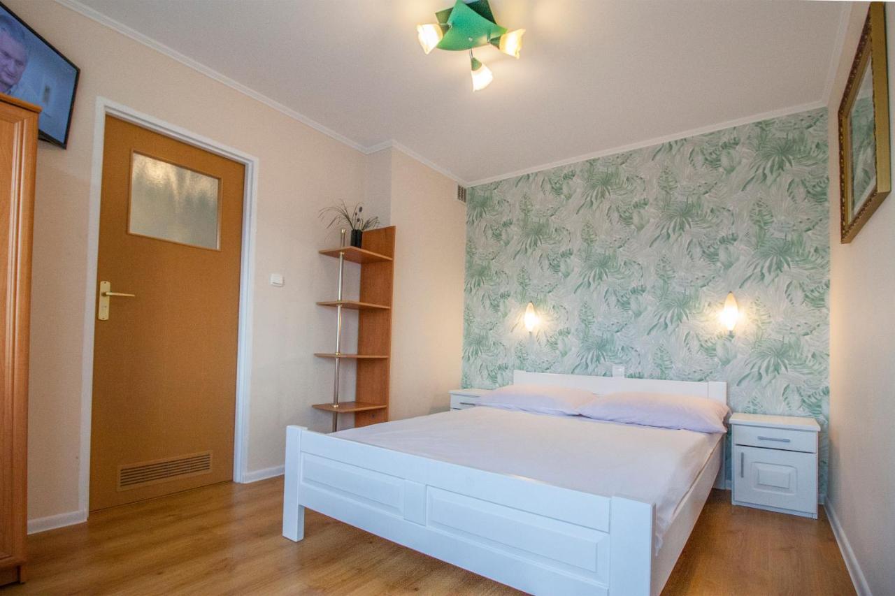 Bieszczadzkie Wzgorze Apartment Myczkow ภายนอก รูปภาพ
